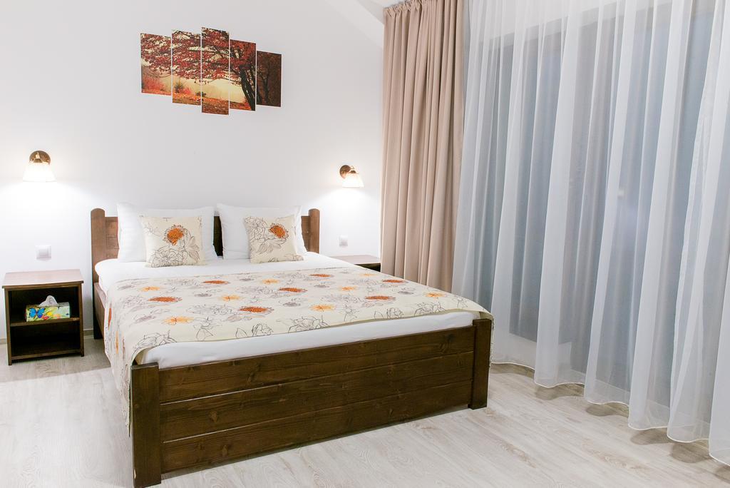 Pensiunea Casa Florela Capusu Mic Экстерьер фото
